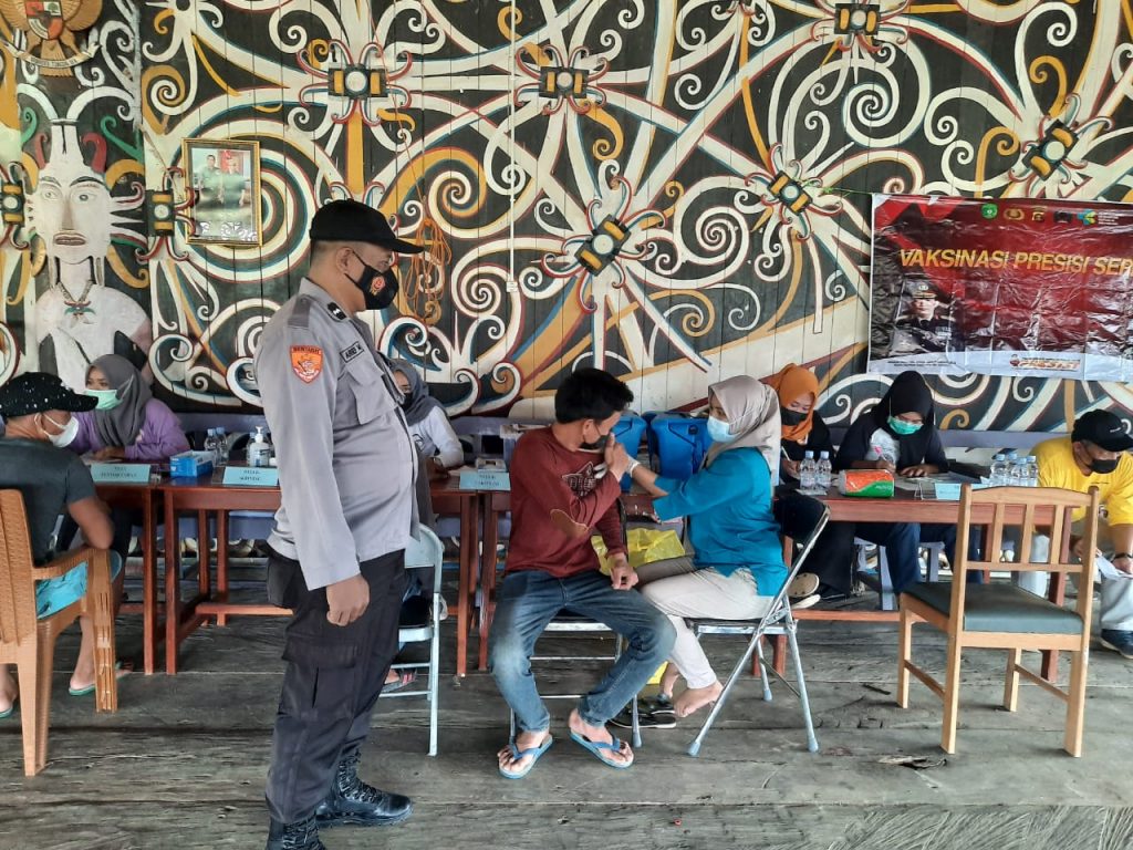 Polsek Tabang Gelar Gerai Vaksin Presisi Untuk Masyarakat WhatsApp Image 2021 12 28 at 08.54.05