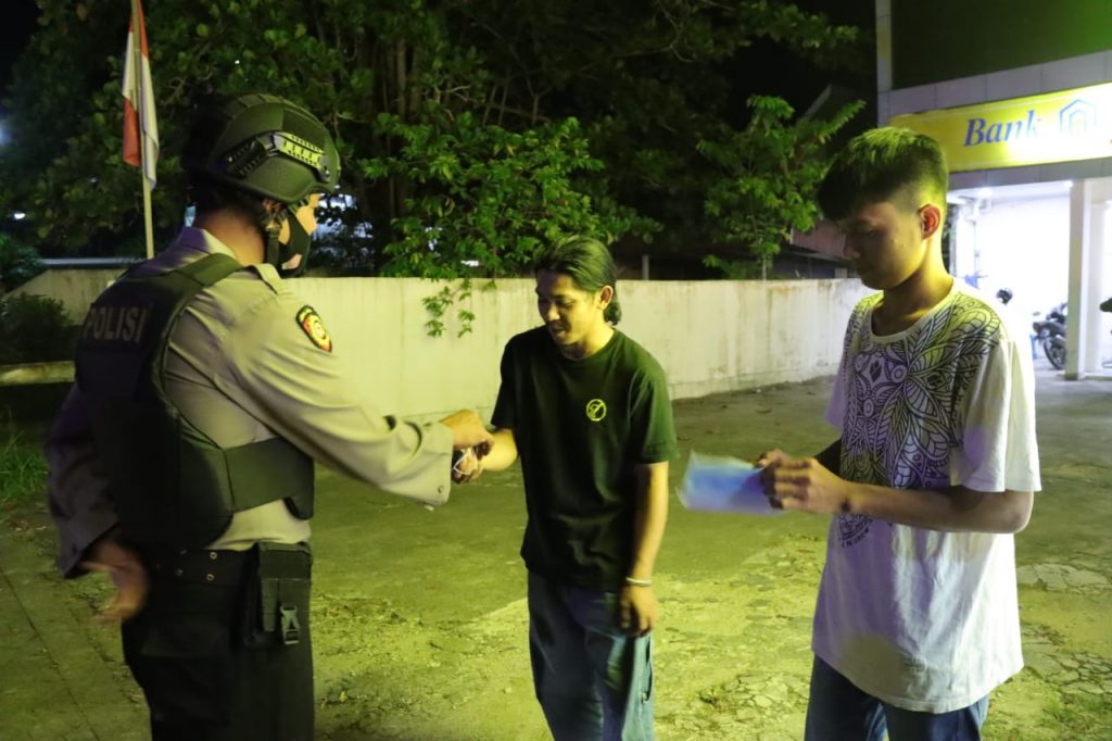 Polres Paser Gencar Laksanakan Operasi Yustisi Pendisiplinan Protokol Kesehatan 1 15
