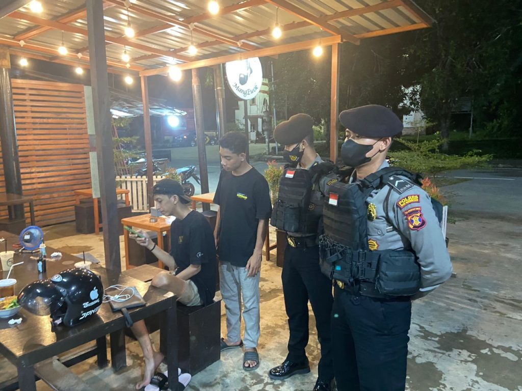 Laksanakan Ops Yustisi Covid-19, Polres Kukar Beri Himbauan Terkait Protokol Kesehatan 10 2