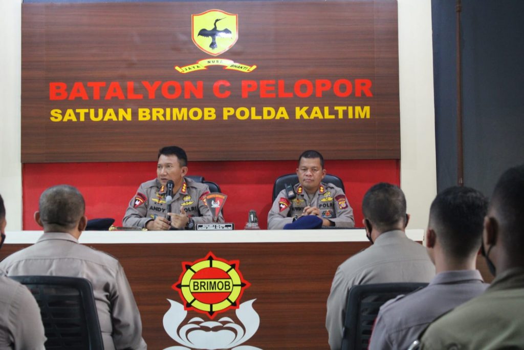 Dansat Brimob Polda Kaltim Awali Kunjungannya ke Batalyon C Pelopor WhatsApp Image 2022 01 10 at 14.13.42