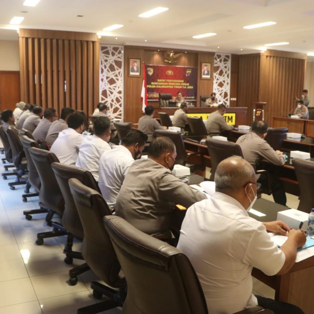 Wakapolda Kaltim Pimpin Rapat Penyusunan Rancangan Rencana Kerja T.A 2023 1 WhatsApp Image 2022 01 26 at 11.41.28