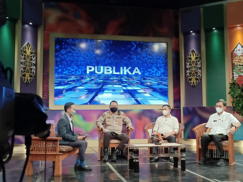 Jadi Narasumber di TVRI Kaltim, Kabid Humas Jelaskan Penyebab Kecelakaan di Muara Rapak Balikpapan WhatsApp Image 2022 01 26 at 19.09.55