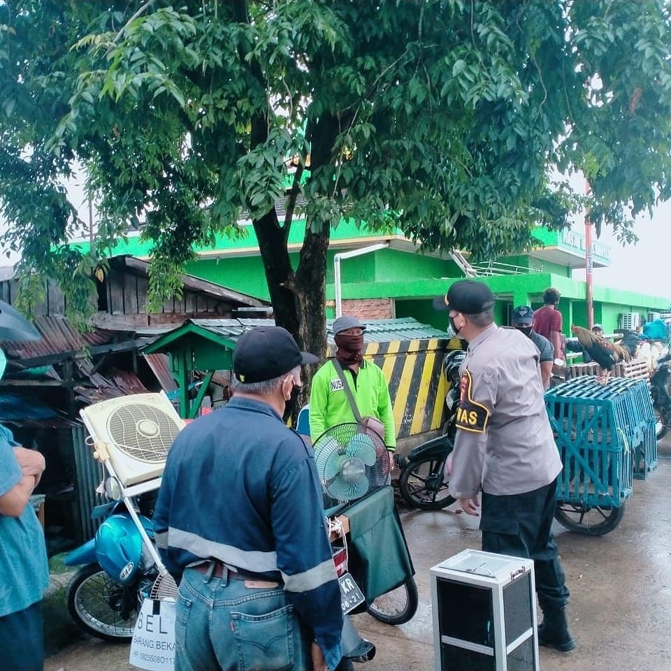 Pastikan Sitkamtibmas Kondusif, Polsek Balikpapan Timur Patroli Sambang Warga 4