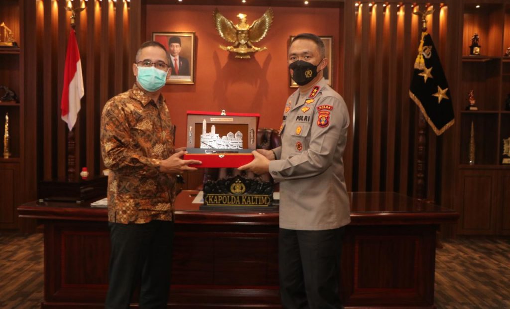 Bahas Pengamanan Objek Vital, Kapolda Kaltim Terima Kunjungan PT. Pertamina 1 WhatsApp Image 2022 02 10 at 13.14.09