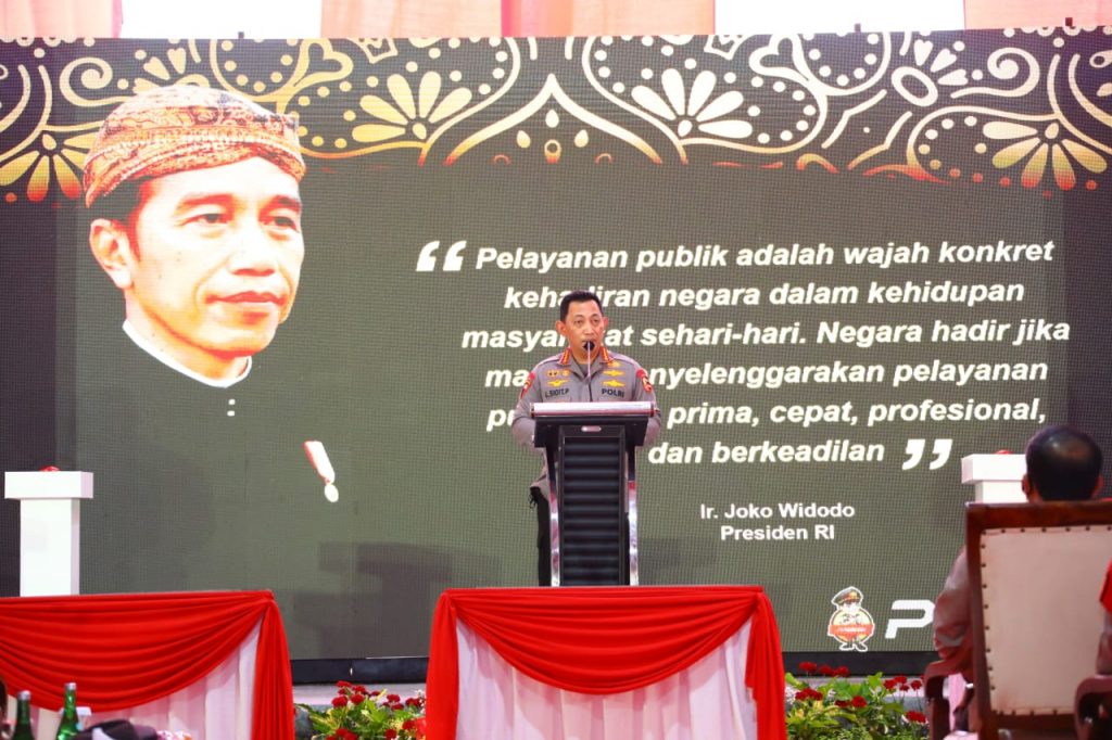 Resmikan Sarpras Kepolisian dan Solo Smart City, Kapolri: Pelayanan Publik Mudah dan Tak Berbelit-Belit WhatsApp Image 2022 02 18 at 19.33.40