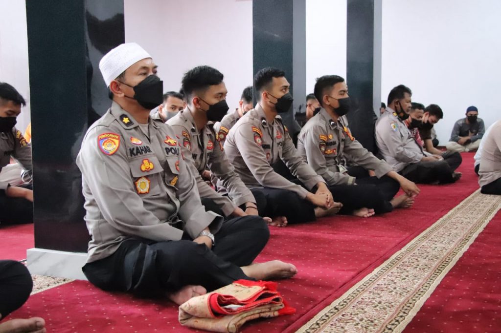 Hikmah Peringati Hari Isra Mi’raj Nabi Muhammad SAW 1443 H, Polresta Samarinda Akan Wujudkan Polri Yang Presisi WhatsApp Image 2022 02 25 at 14.40.12