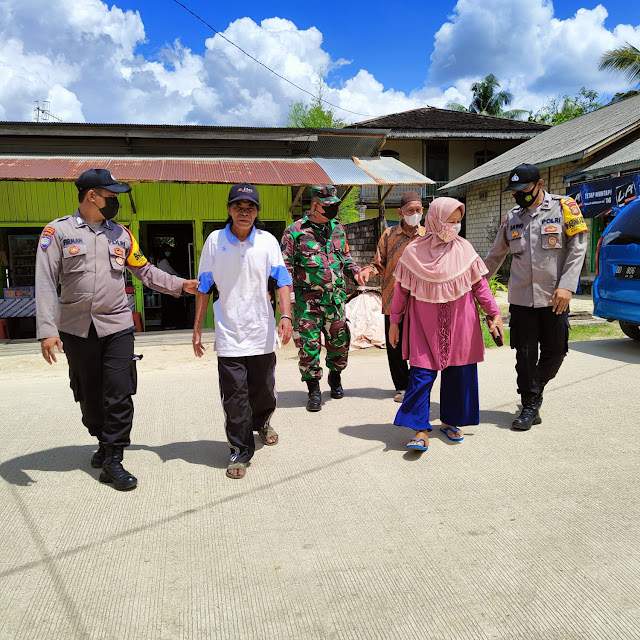 Sinergitas TNI-Polri di Samarinda, Antar Jemput Lansia Dalam Pelayanan Vaksinansi smd2 1