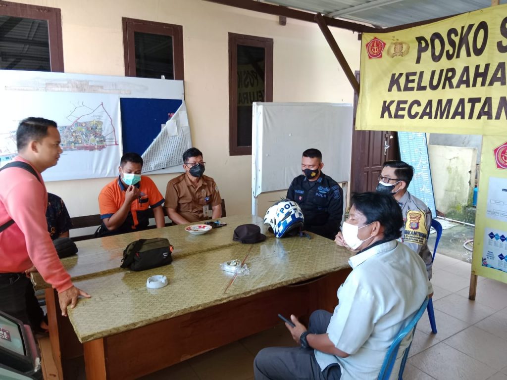 Upayakan Giat Dialogis, Brimob Kaltim Gencarkan Penyuluhan Prokes WhatsApp Image 2022 03 15 at 15.06.56