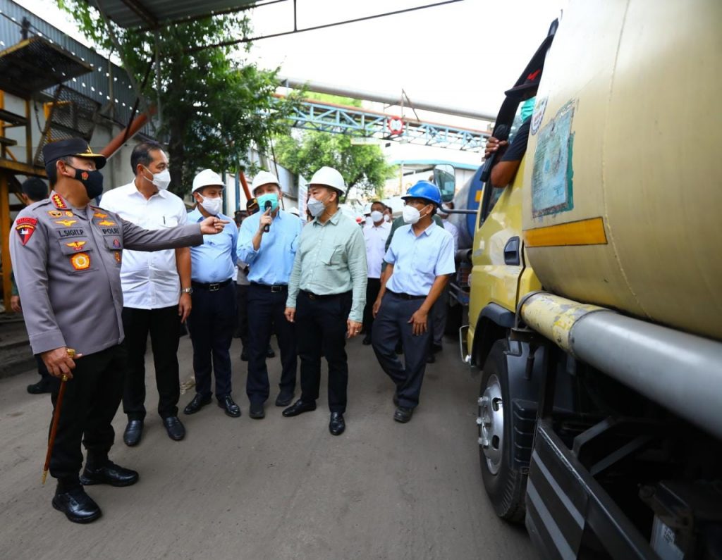 Kapolri Pastikan Jajaran Kepolisian Awasi Distribusi dan Harga Penjualan Minyak Goreng WhatsApp Image 2022 03 21 at 21.28.13