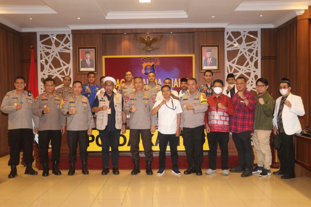 Kapolda Kaltim Terima Kunjungan Kerja Tim Kantor Staf Presiden WhatsApp Image 2022 03 22 at 12.17.04