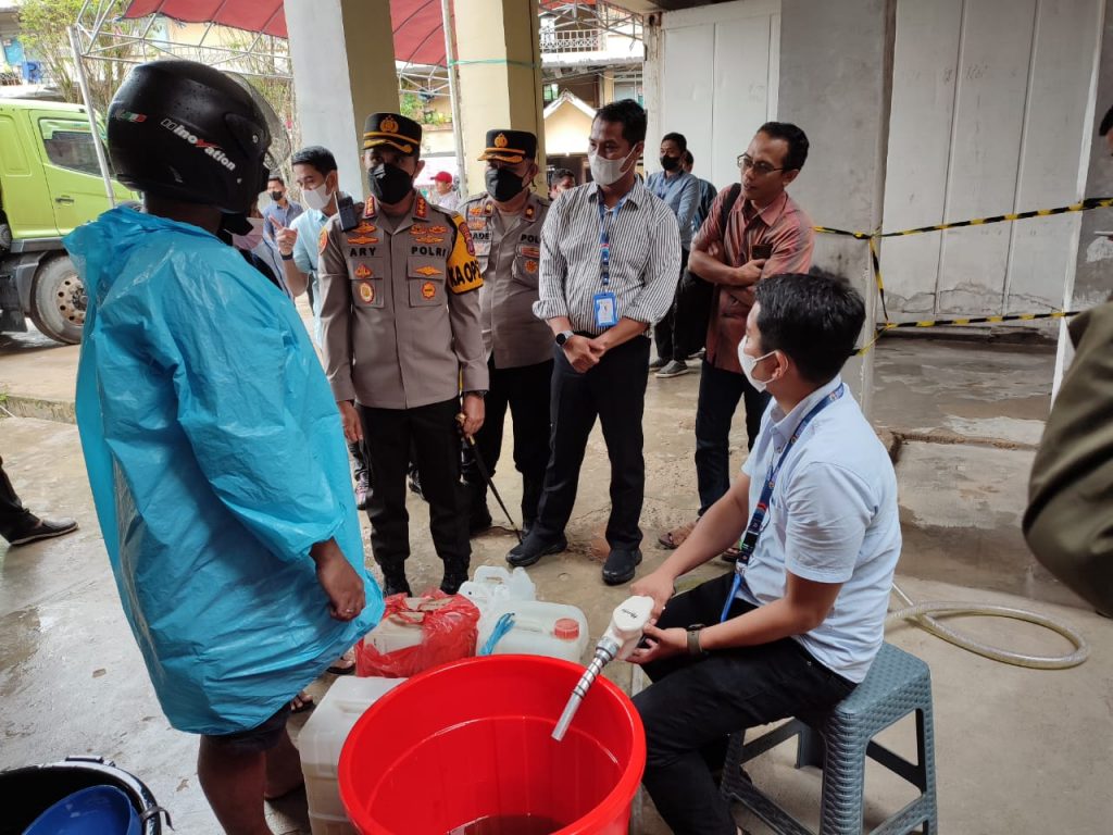 Sidak Distributor Minyak Goreng, Ini Himbauan Kapolresta Samarinda WhatsApp Image 2022 03 22 at 15.43.18