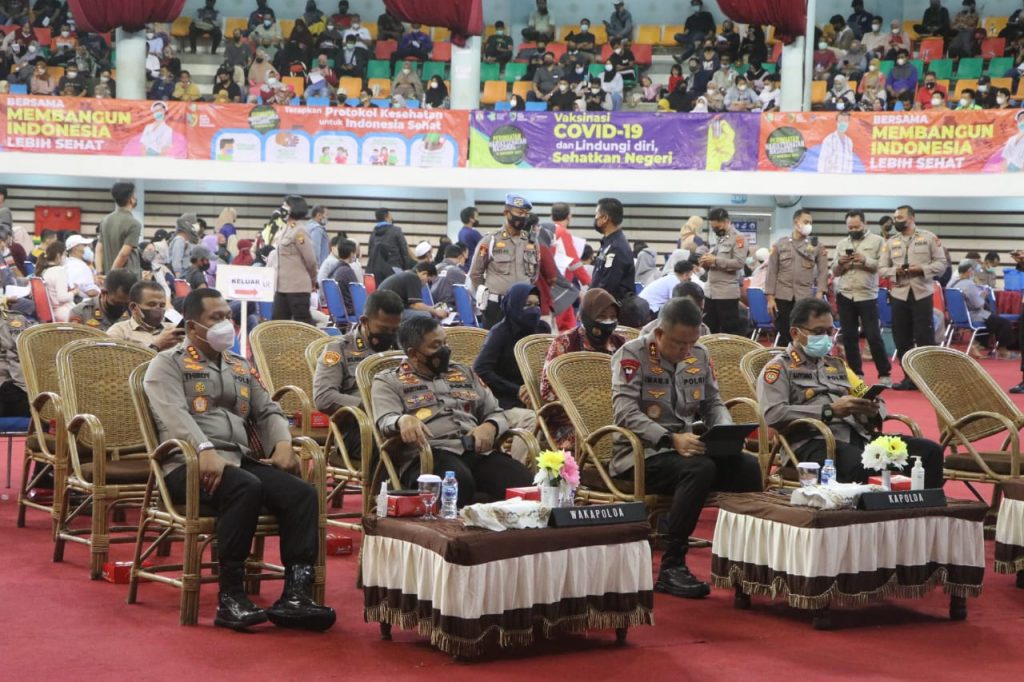 Kapolda Kaltim Tinjau Vaksinasi Serentak di Gedung BSCC Dome Balikpapan 1 WhatsApp Image 2022 03 24 at 11.59.32