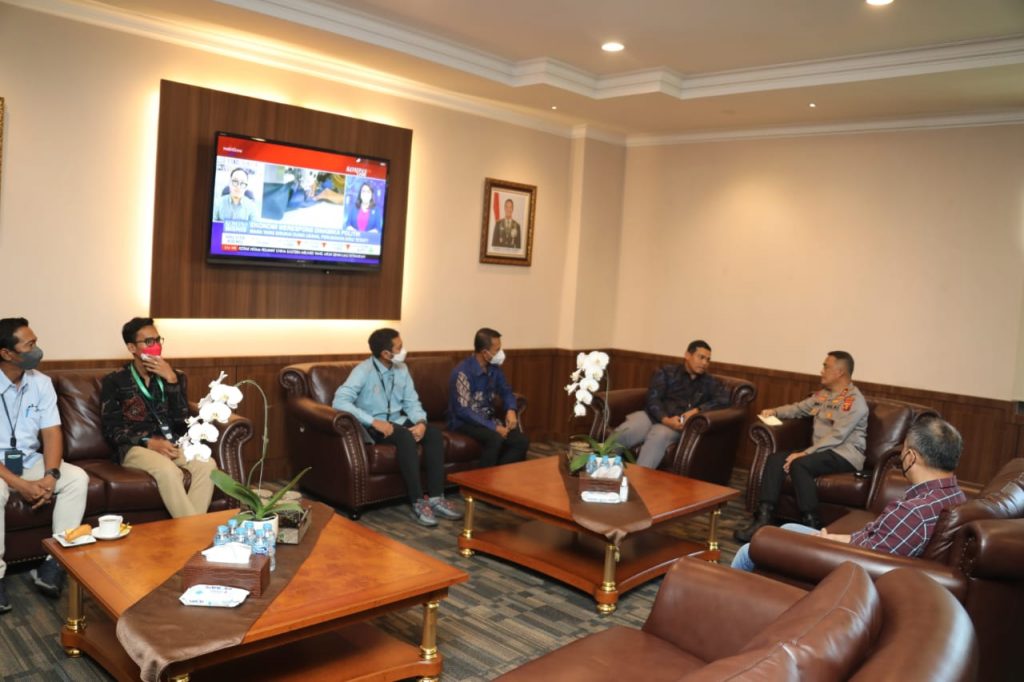 Jalin Silaturahmi, Kapolda Kaltim Sambut Audensi dari Manajemen PT.Pertamina 1 WhatsApp Image 2022 03 24 at 12.05.35