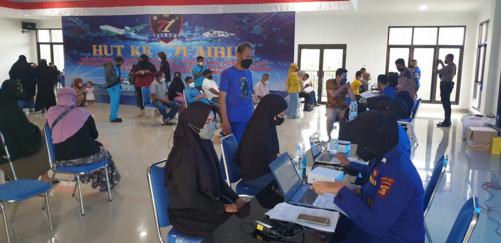 Percepat Proses Vaksinasi, Ditpolair Polda Kaltim Gelar Vaksin Dosis 3 (Booster) WhatsApp Image 2022 03 30 at 15.59.59