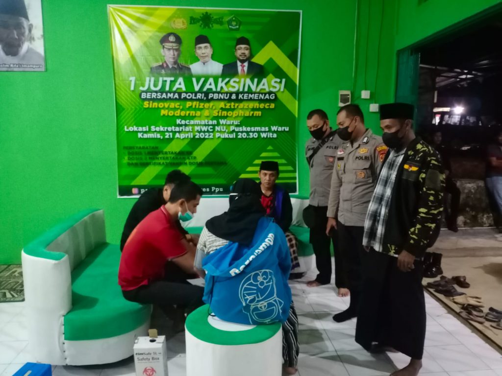 Kejar Capaian Target, Polres Penajam Kembali Gelar Vaksinasi Covid-19 WhatsApp Image 2022 04 23 at 11.21.15