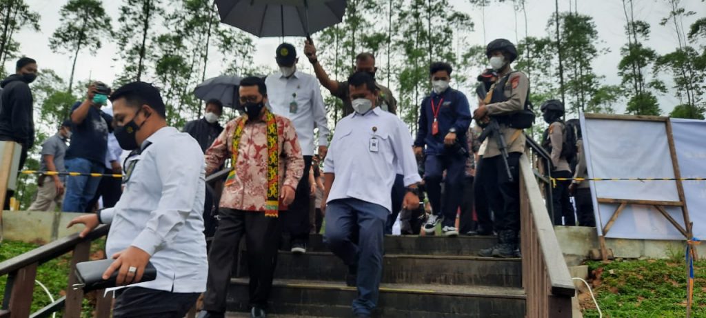 Personil Ops Nusantara Polda Kaltim Laksanakan Pengamanan Kunjungan Ketua Mahkamah Agung RI WhatsApp Image 2022 04 25 at 16.17.30