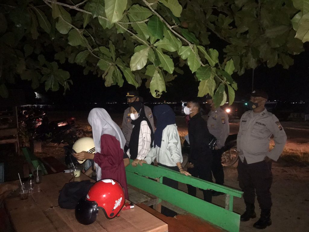 Cegah Gangguan Kamtibmas, Polres PPU tingkatkan Patroli Malam saat Hari Raya Idul Fitri WhatsApp Image 2022 05 02 at 11.12.05 PM