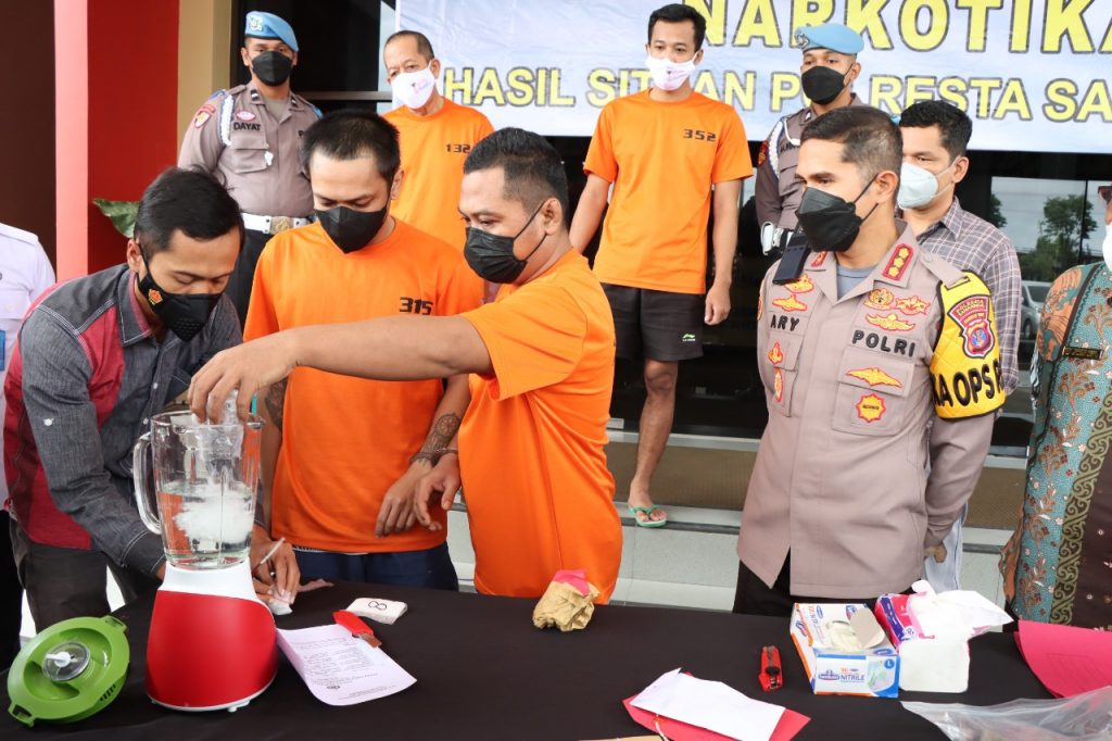 Polresta Samarinda Gelar Pemusnahan Barang Bukti Narkotika WhatsApp Image 2022 05 12 at 13.45.47