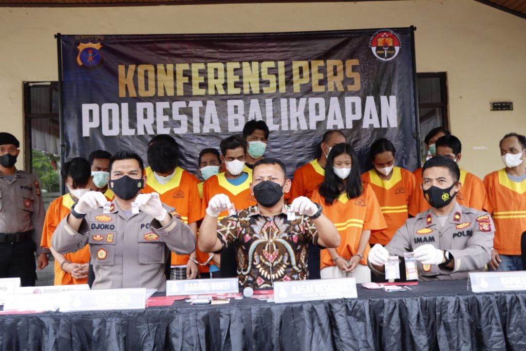 Berhasil Ungkap 34 Kasus Narkotika, Satresnarkoba Polresta Balikpapan Gelar Konferensi Pers WhatsApp Image 2022 05 30 at 11.23.16