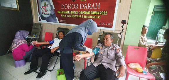 Jalin Sinergitas, Polres Bontang Ikuti Kegiatan Donor Darah Dalam Rangka HUT POM TNI-AD Ke -76 WhatsApp Image 2022 06 04 at 15.47.47