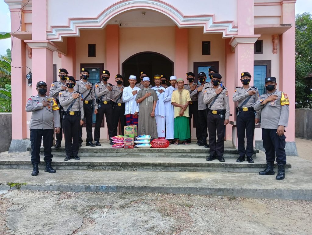 Jelang Hari Bhayangkara Ke 76, Polsek Palaran Saluran Bansos Ke Panti Asuhan di Palaran WhatsApp Image 2022 06 14 at 14.09.54