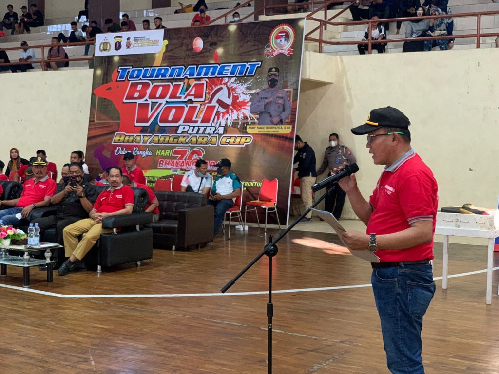 Gelar Turnamen Bola Voli Putra Umum Wakapolres Paser Cari Bibit dan Junjung Tinggi Sportivitas WhatsApp Image 2022 06 15 at 08.55.15