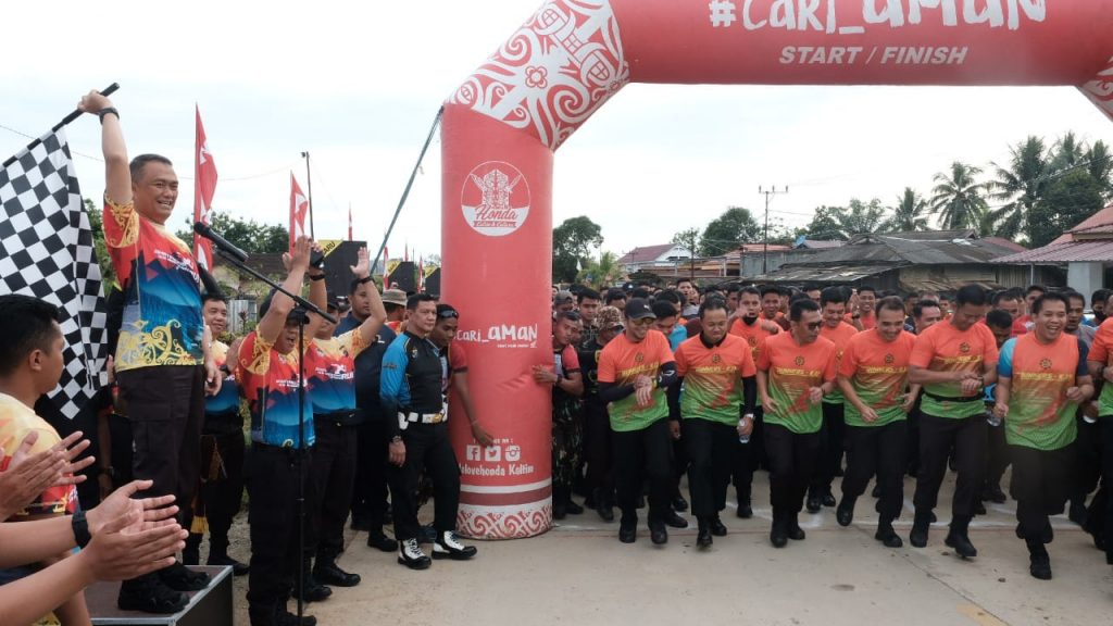 Sambut Hari Bhayangkara ke-76, Kapolda Kaltim Buka Lomba Lari 10K di Ibu Kota Nusantara (IKN) WhatsApp Image 2022 06 18 at 12.49.20