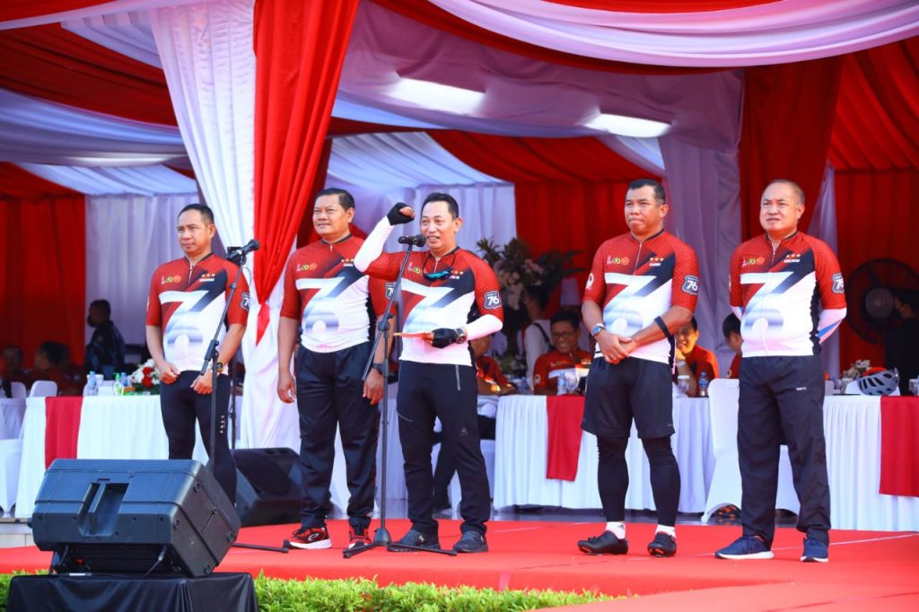 Lewat Fun Bike, Kapolri Tegaskan Sinergitas Kunci Amankan Seluruh Agenda Bangsa WhatsApp Image 2022 06 19 at 12.15.16