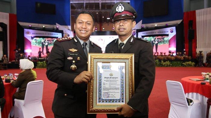 Bhabinkamtibmas Gunung Samarinda Balikpapan Raih Penghargaan di Hari Bhayangkara, Ini Prestasinya Bhabinkamtibmas Gunung Samarinda Bripka I Komang Agus