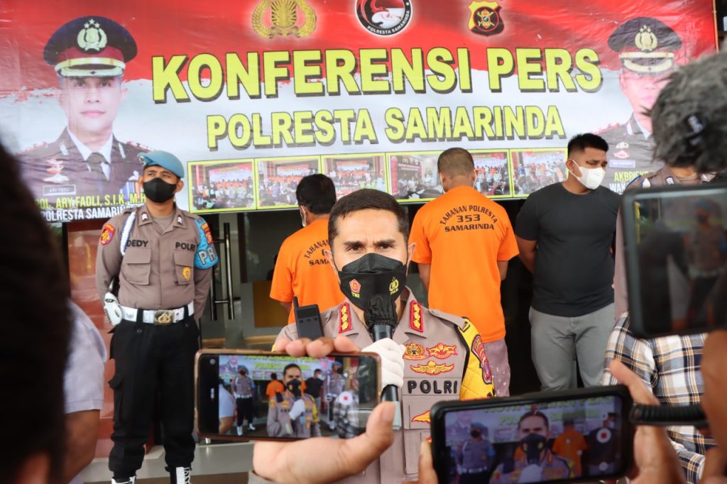 Polresta Samarinda Berhasil Ungkap Penyelundupan Sabu 514 Gram dari Nunukan WhatsApp Image 2022 07 15 at 17.19.09