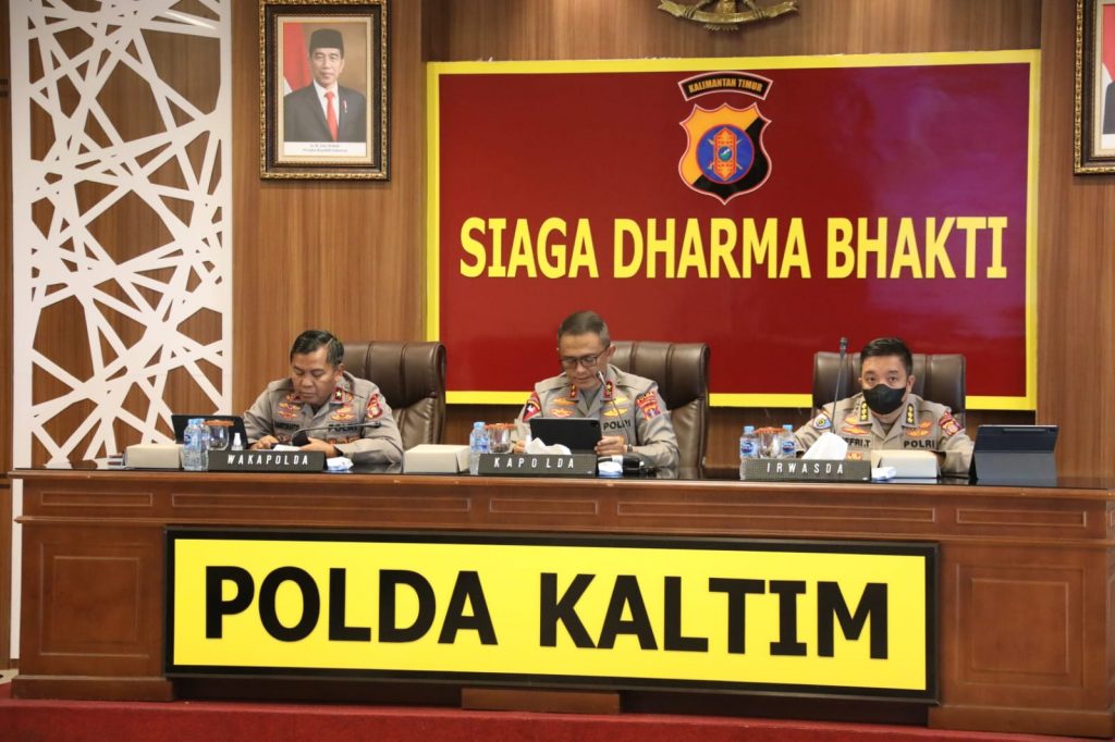 Evaluasi Kinerja Personel dan Jajaran, Kapolda Kaltim Pimpin Anev Kamtibmas WhatsApp Image 2022 07 19 at 09.15.06
