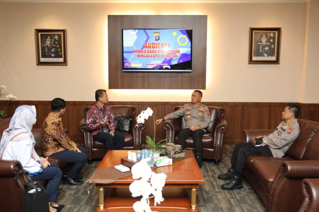 Jalin Silaturahmi, Kapolda Kaltim Terima Audiensi Bank BTN Balikpapan WhatsApp Image 2022 08 10 at 15.14.19 1