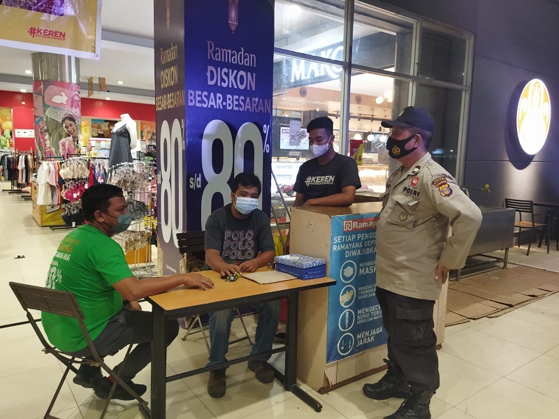 Jaga Kondusifitas , Polsek Bontang Utara Giatkan Patroli KRYD Malam Hari WhatsApp Image 2022 08 12 at 16.05.12