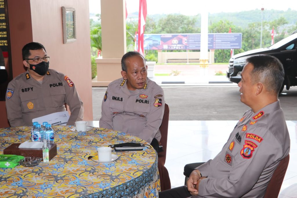 Kapolda Kaltim Sambut Hangat Kunjungan Kerja Tim Puskeu Mabes Polri WhatsApp Image 2022 08 15 at 08.34.29
