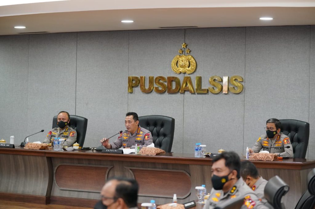 Kapolri: Raih Kepercayaan Publik untuk Terus Kawal Kebijakan Pemerintah WhatsApp Image 2022 08 19 at 10.44.54