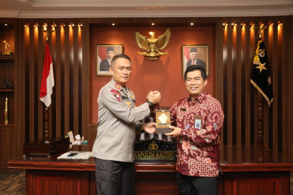 Jalin Silaturahmi, Kapolda Terima Audiensi Kepala BPK Kaltim WhatsApp Image 2022 08 26 at 11.51.54