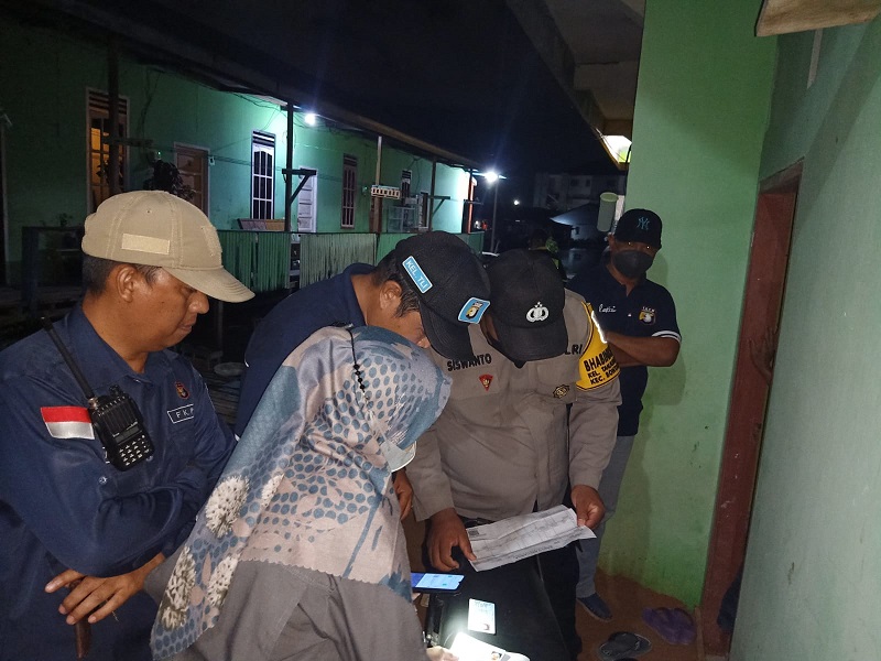 Bhabinkamtibmas Polsek Bontang Selatan Melaksanakan Patroli Gabungan Pengawasan Keamanan Dan Ketertiban Masyarakat WhatsApp Image 2022 09 30 at 09.46.33