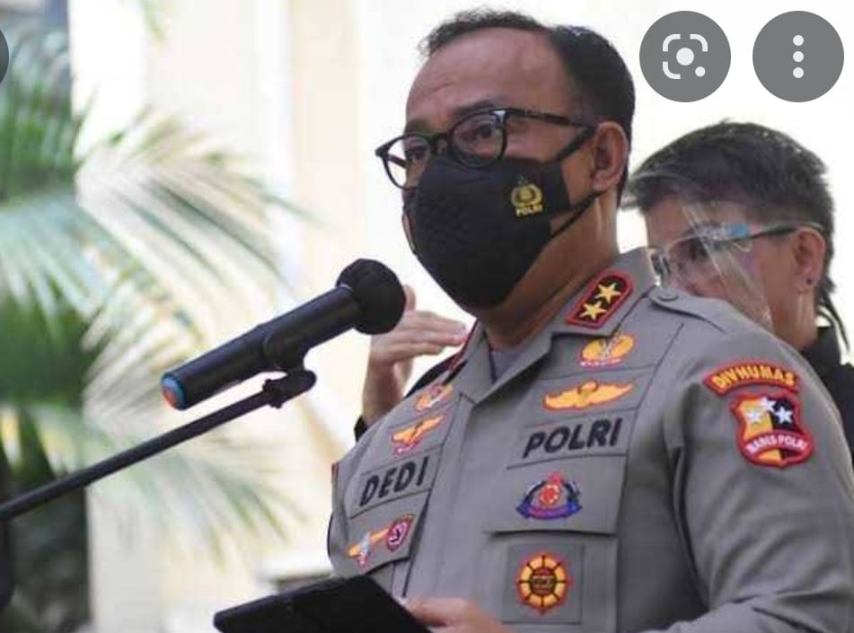 13 Anggota Polri Mendapatkan Kenaikan Pangkat, Ini Daftarnya WhatsApp Image 2022 09 30 at 12.45.49