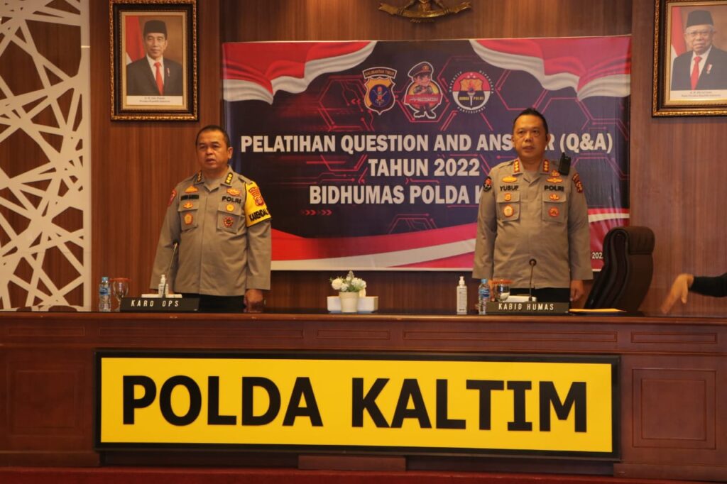 Tingkatkan Kemampuan Personel, Bid Humas Polda Kaltim Gelar Pelatihan Question and Answer WhatsApp Image 2022 10 20 at 13.05.02