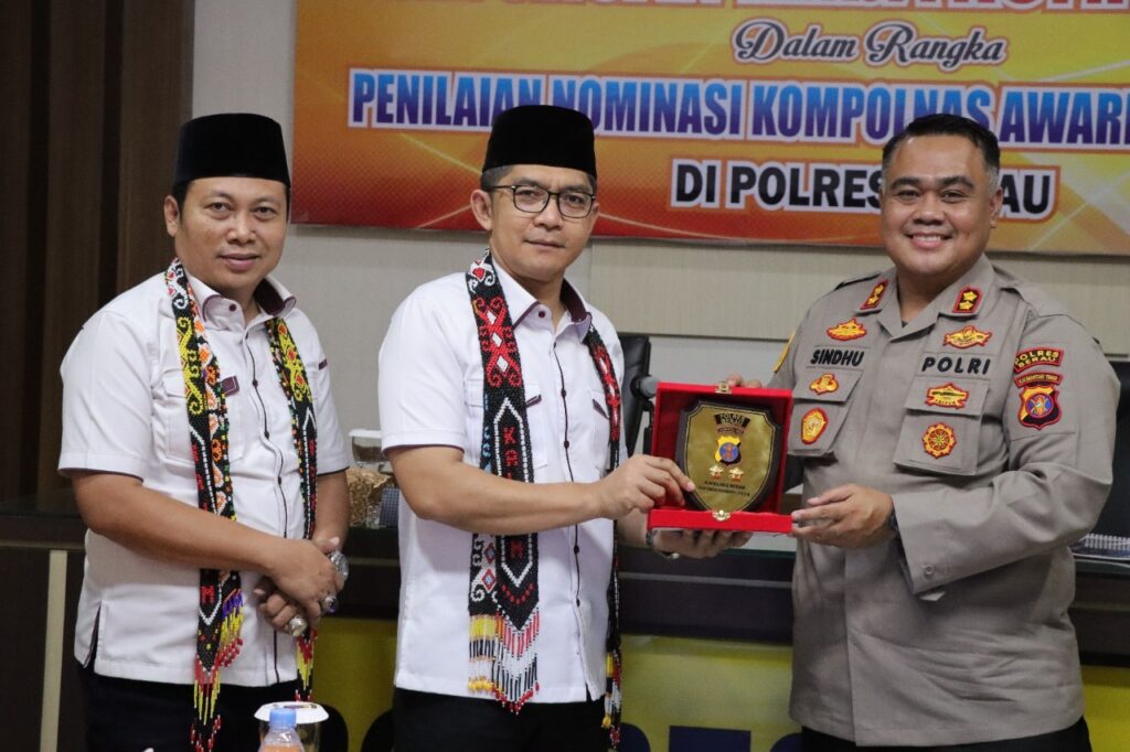 Masuk Nominasi Kompolnas Award Tahun 2022, Polres Berau Sambut Kedatangan Tim Penilaian WhatsApp Image 2022 11 22 at 08.24.16