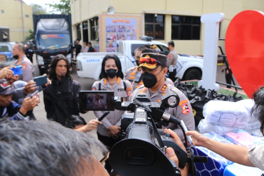 Tim Dokkes Polri Dikerahkan Bantu Korban Gempa di Cianjur, Ada Dokter hingga Ambulans WhatsApp Image 2022 11 23 at 14.06.26