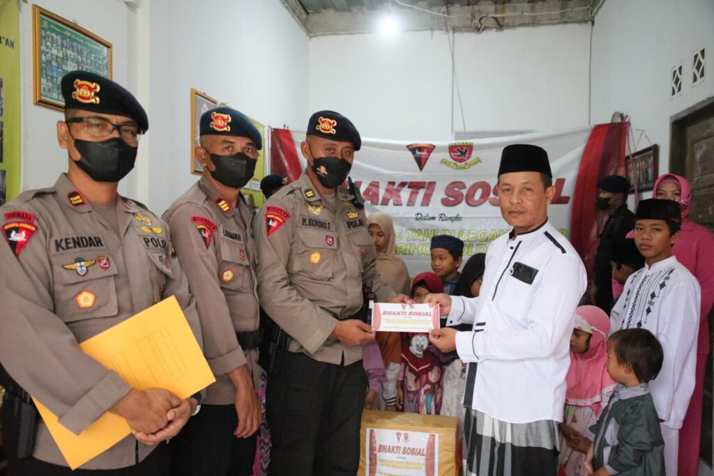Hut Gegana Ke 48, Detasemen Gegana Polda Kaltim Laksanakan Bakti Sosial WhatsApp Image 2022 11 29 at 05.26.51