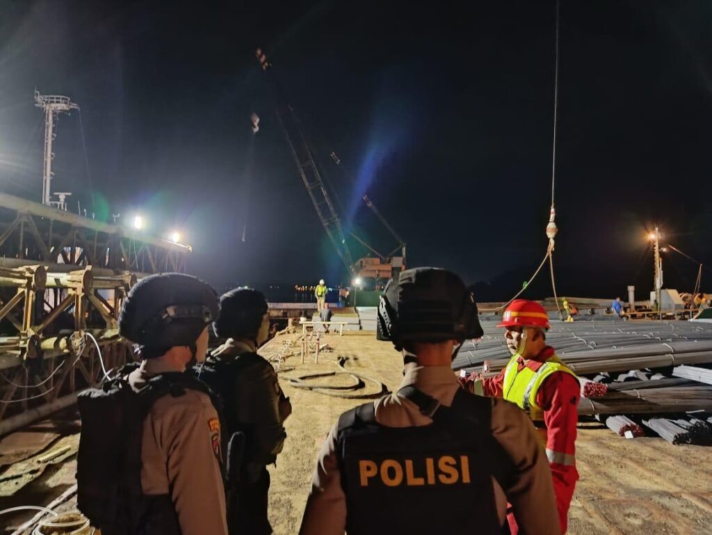 Cegah Gangguan di Wilayah IKN, Personel Ditsamapta Laksanakan Operasi Kepolisian Kewilayahan Nusantara Mahakam ikn 12