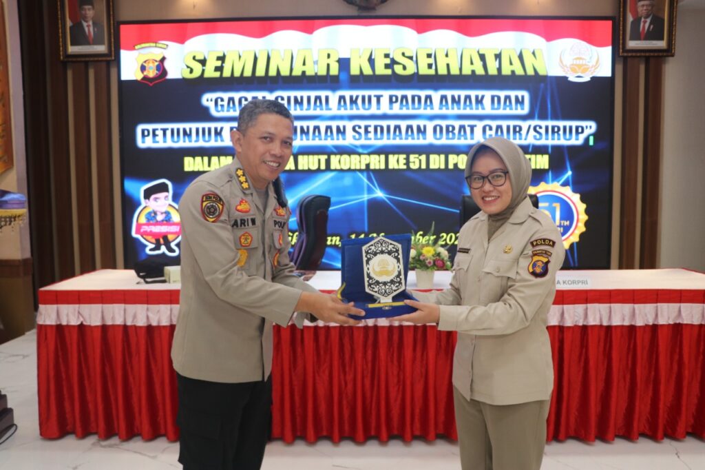 Polda Kaltim Gelar Seminar Kesehatan Dalam Rangka HUT Korpri Ke – 51 karo sdm