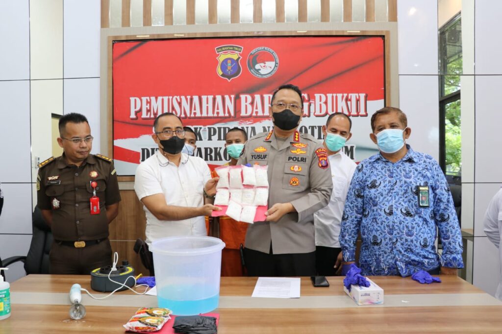 Polda Kaltim Musnahkan Barang Bukti Narkoba Hasil Penangkapan Selama Bulan Oktober 2022 narkoba 2