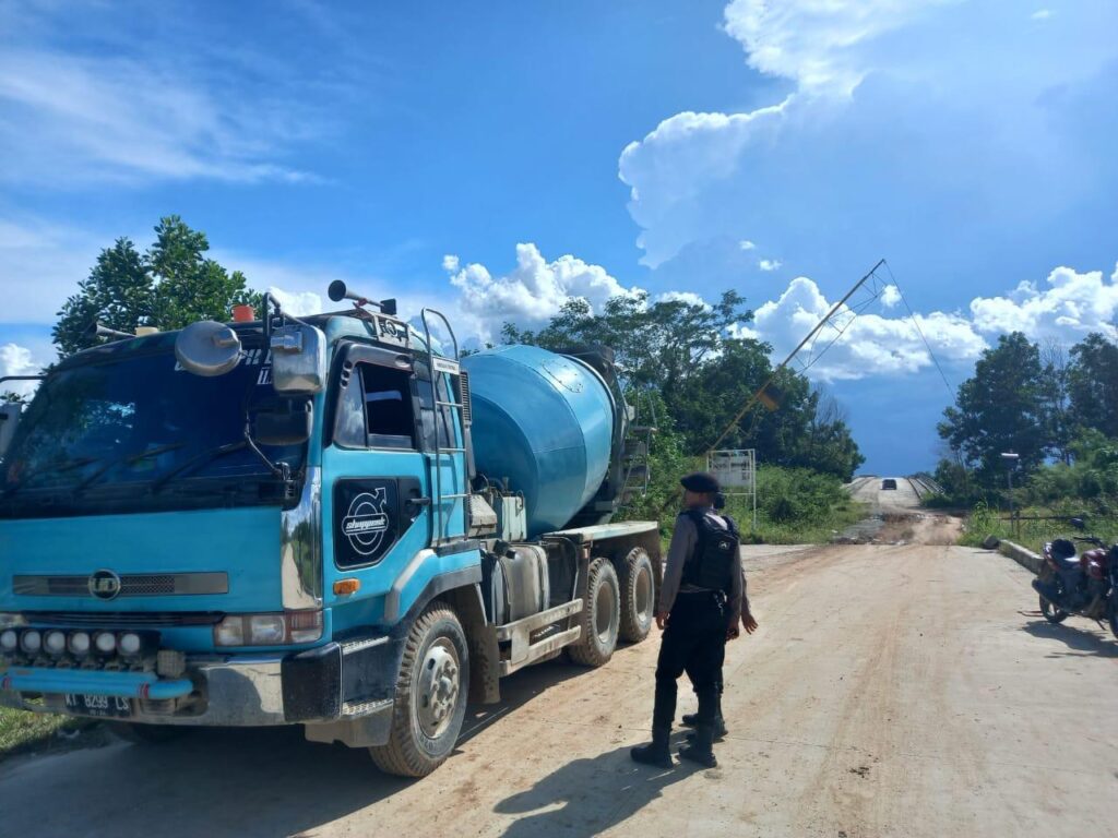 Pastikan Keamanan Pembangunan IKN, Personel Ditsamapta Lakukan Operasi Kepolisian Kewilayahan Nusantara Mahakam Tahun 2022 pul