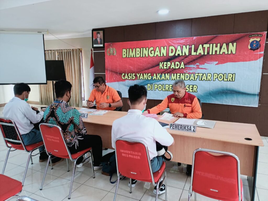 Bag SDM Polres Paser Gelar Binlat Pemeriksaan Administrasi Peserta Pendaftaran Polri Terpadu T.A. 2023 07332130 8710 4346 9627 46549353d457 1