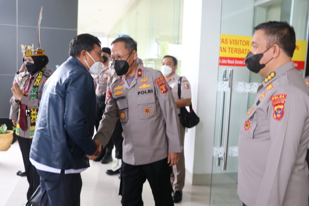 Waka Polda Kaltim Sambut Baik Entry Meeting BPK 1FCD0D6C 3060 45AA A82D 3C03157424B1