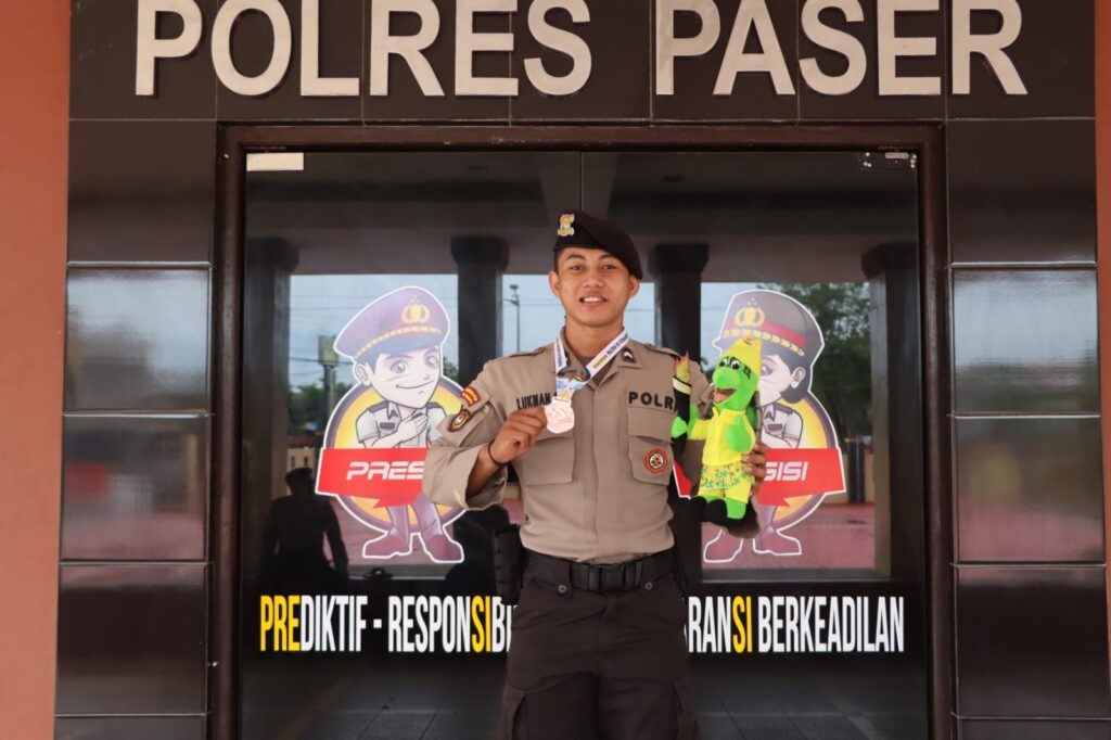 Buruh Angkut Sawit Sukses Jadi Polisi dan Atlet Binaraga AJ