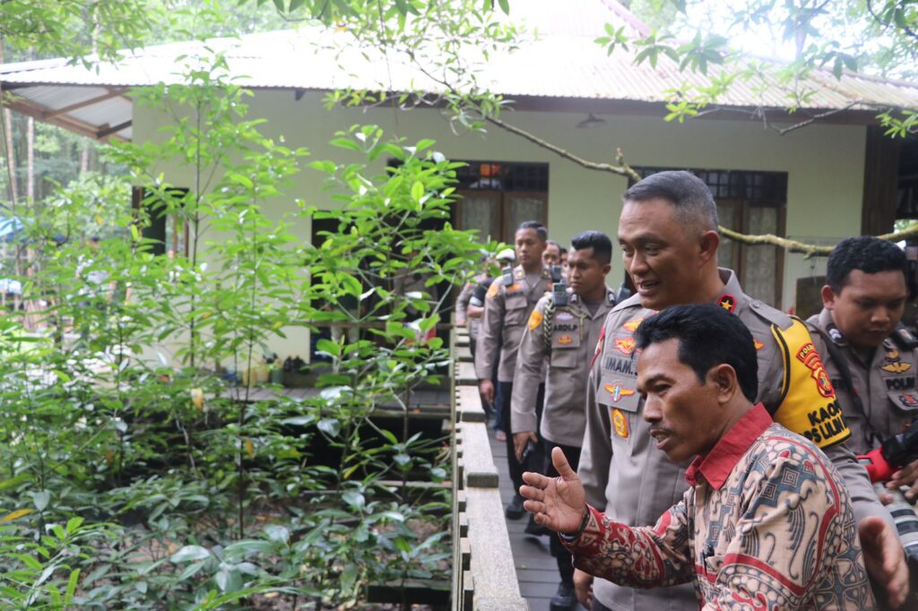 Serap Aspirasi dan Masukan dari Masyarakat, Polda Kaltim Gelar Jum’at Curhat C9BF0781 ABC1 4E60 B64E 3C4235F1E5ED